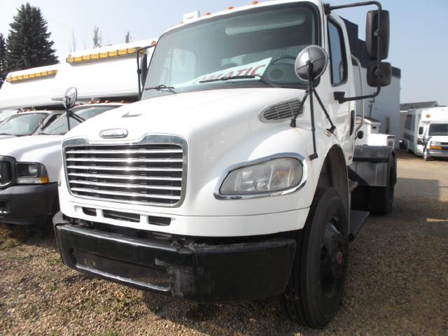 Image #1 (2007 FREIGHTLINER M2 S/A 5TH WHEEL)